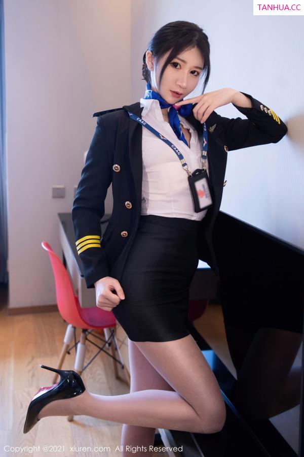 Coral 顾乔楠 空乘小姐姐顾乔楠 制服机长长发飘逸第15张图片